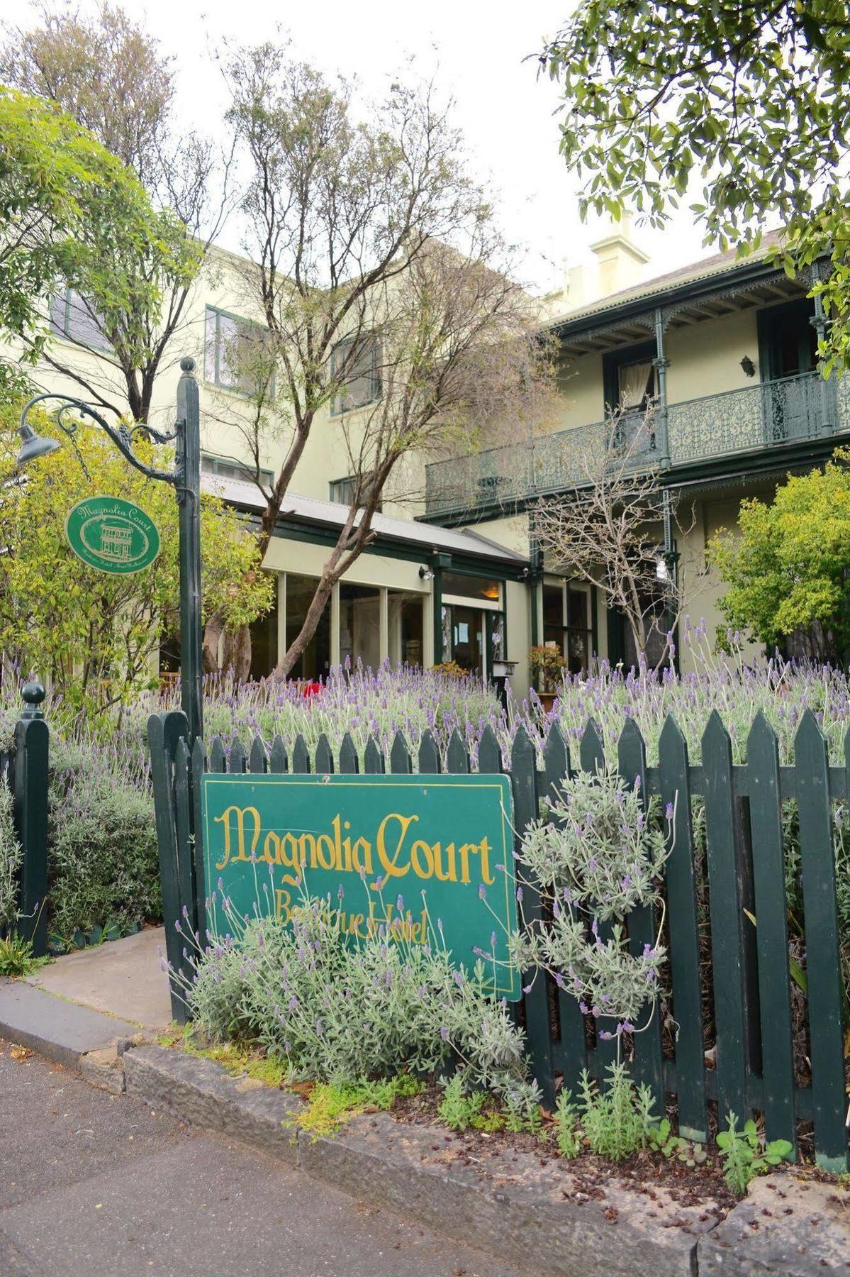 Magnolia Court Boutique Hotel Melbourne Exteriör bild